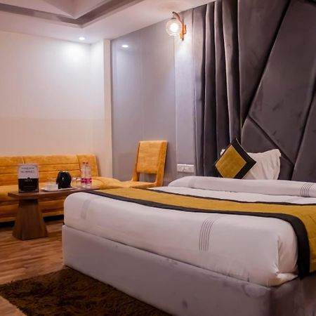 Hotel Airport City New Delhi Buitenkant foto
