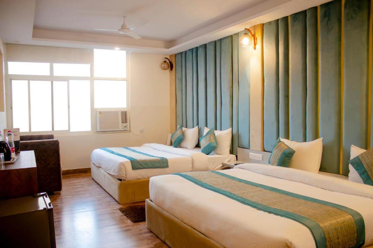 Hotel Airport City New Delhi Buitenkant foto