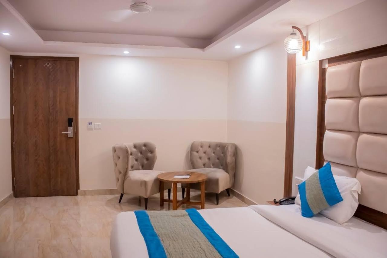 Hotel Airport City New Delhi Buitenkant foto