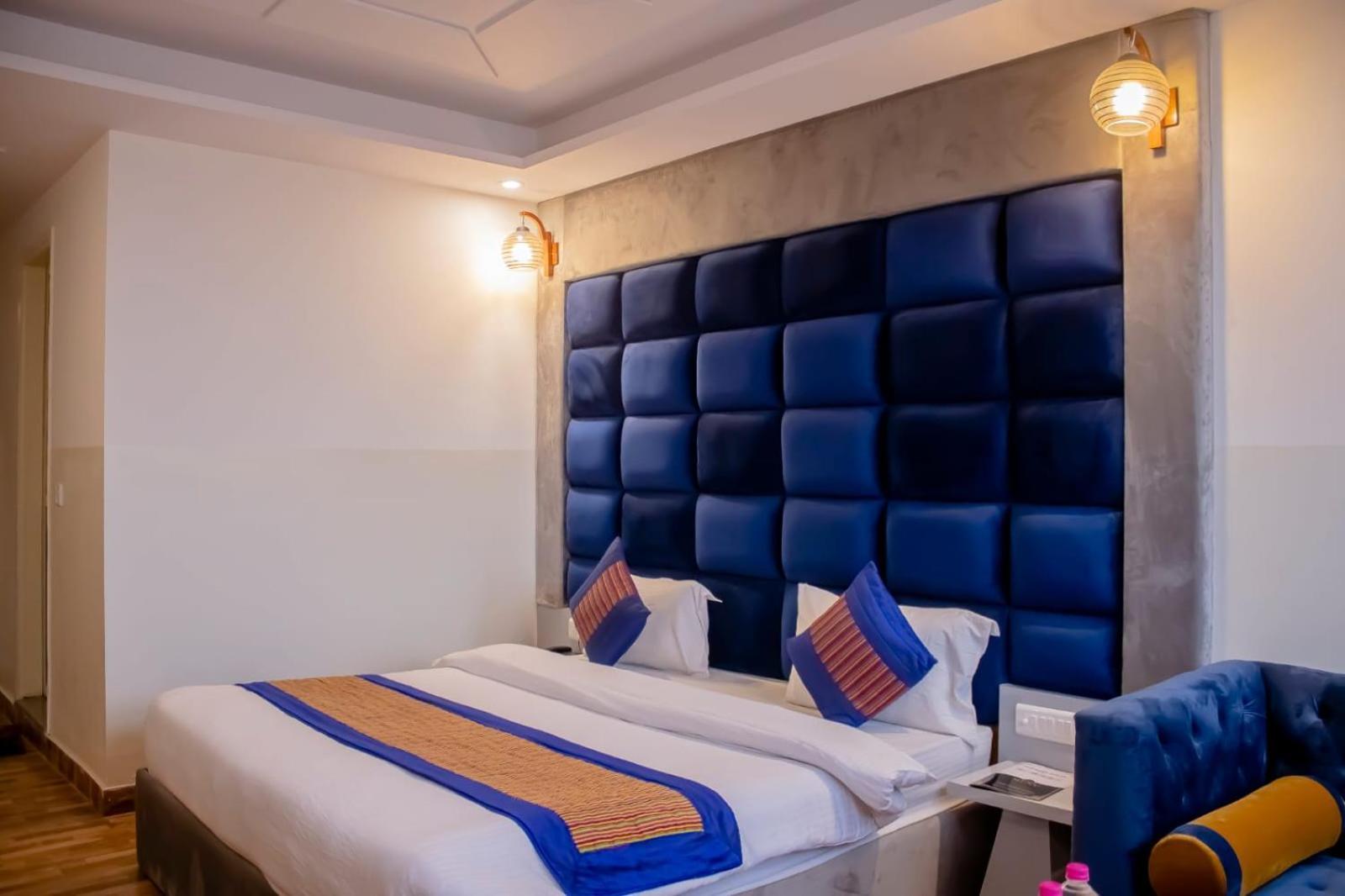 Hotel Airport City New Delhi Buitenkant foto