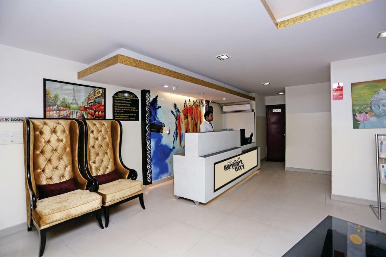 Hotel Airport City New Delhi Buitenkant foto